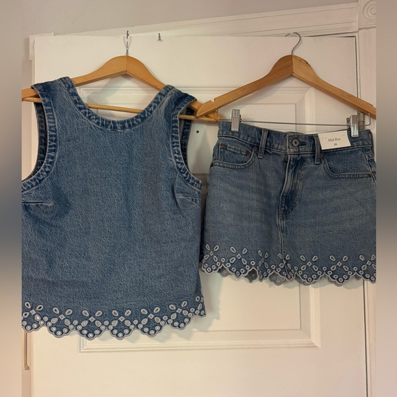Abercrombie & Fitch Dresses & Skirts - Abercrombie denim skirt set